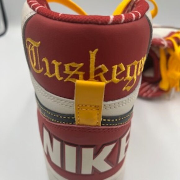 NEW Nike Men’s 8 Terminator High X Tuskegee Univ Golden Tigers NWOB - Picture 15 of 16